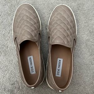 Steve Madden Sneakers